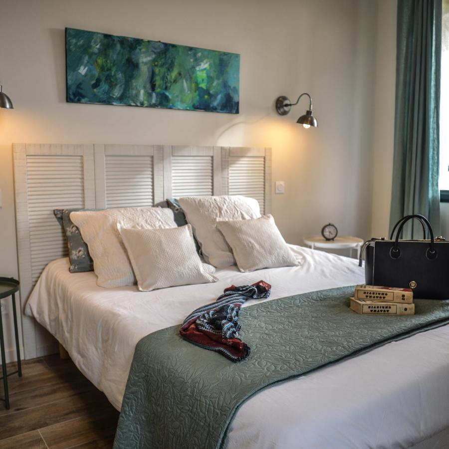 Domaine De Sevanes Bed & Breakfast